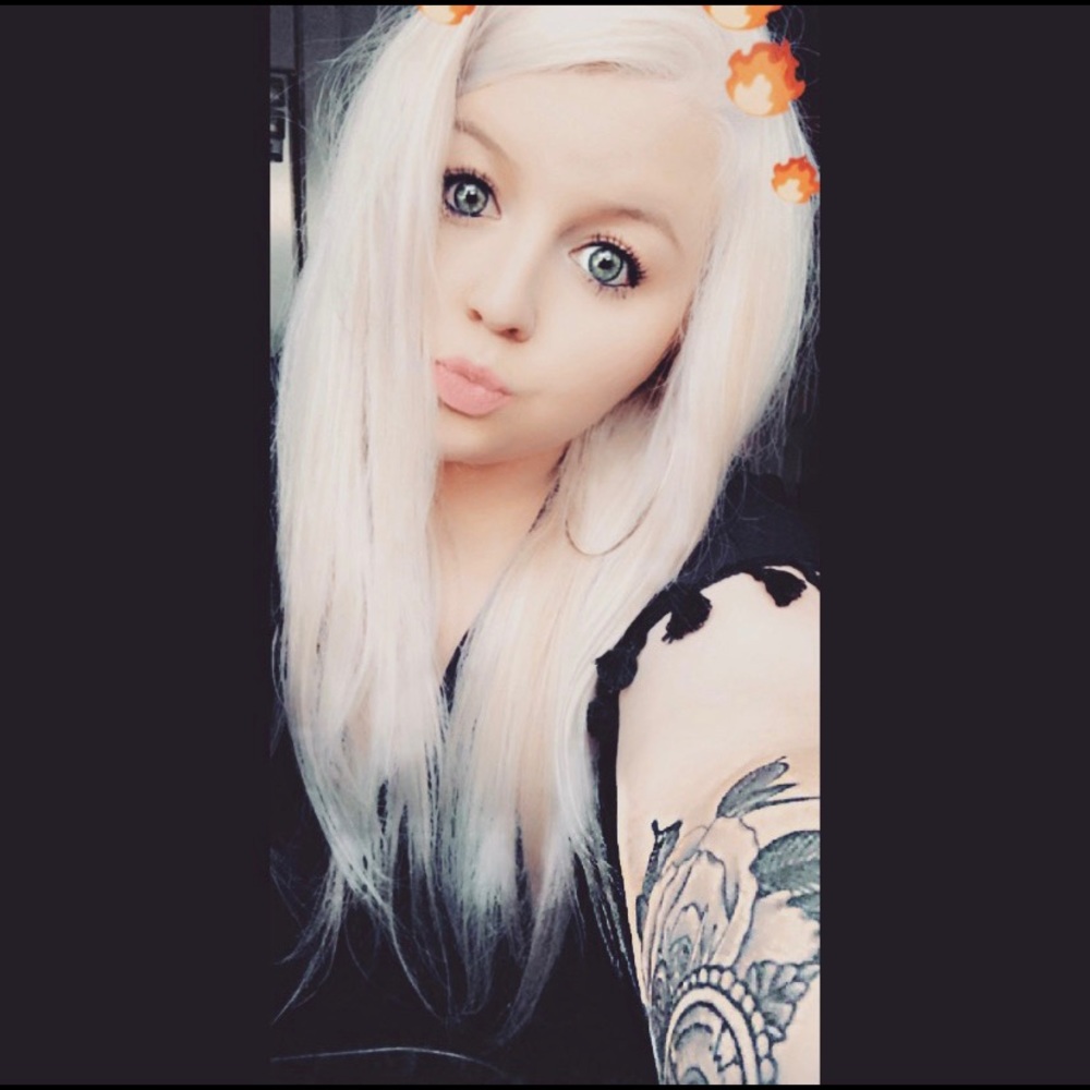 Meet your Posher, Emmalee